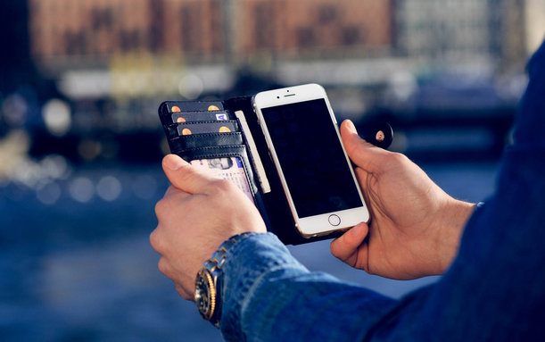 iDeal of Sweden - Magnet Wallet + Hülle für Samsung Galaxy S6, schwarz