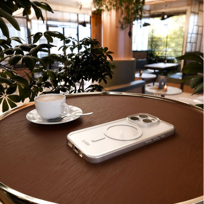 SBS - Hülle Light Mag mit MagSafe für iPhone 15 Pro Max, transparent