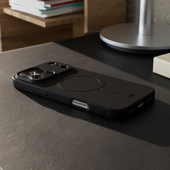 SBS - Instinct Mag Case kompatibel mit MagSafe für iPhone 17 Pro, Schwarz