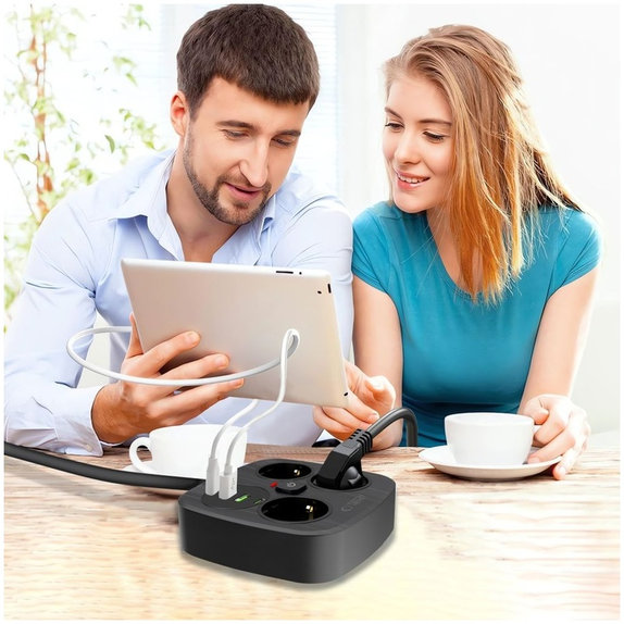Netzladegerät PCS3X4 Power Strip 2 USB & 2 USB-C & 3 Socket 200cm, schwarz, Tech-Protect