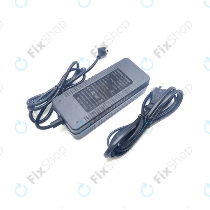 Xiaomi Electric Scooter 4 Pro - Ladegerät 42V / 2A