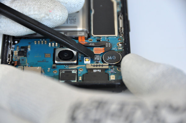 Abklemmen der Batterie