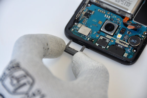 Wählen Sie das SIM-Fach