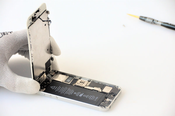 Öffnen Sie das Gerät