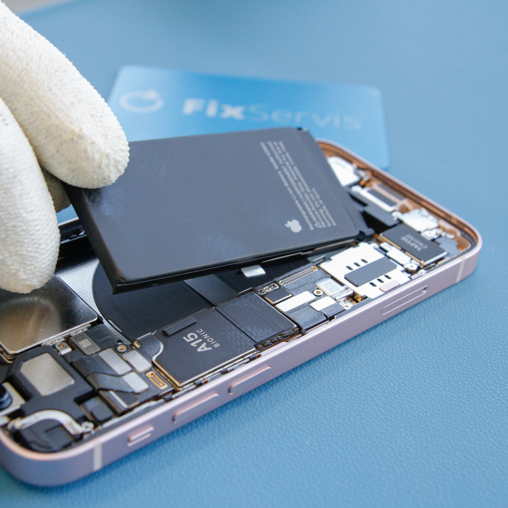 Batteriewechsel beim iPhone 13