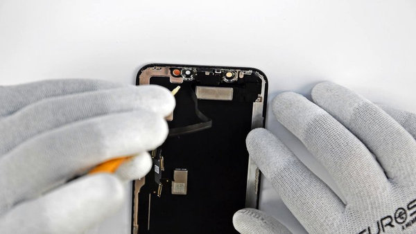 Transferring the sensor and earpiece speaker module