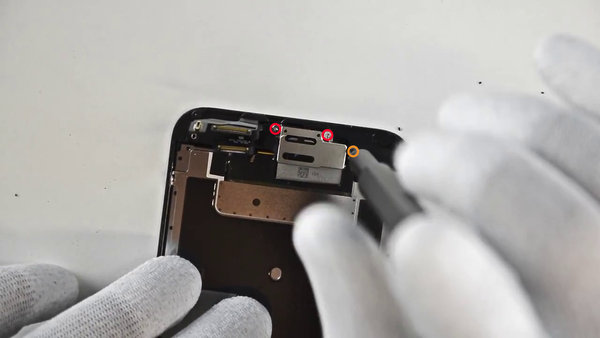 Abnehmen der Hörerabdeckung