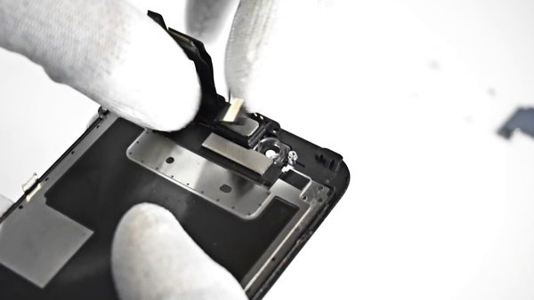 Aufklappen der Frontkamera