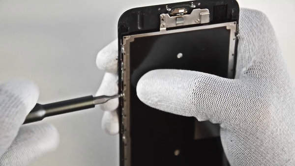 Abnehmen der LCD-Abdeckung